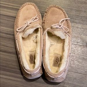 UGG Dakota slippers womens